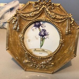 Ashleigh Manor picture frame